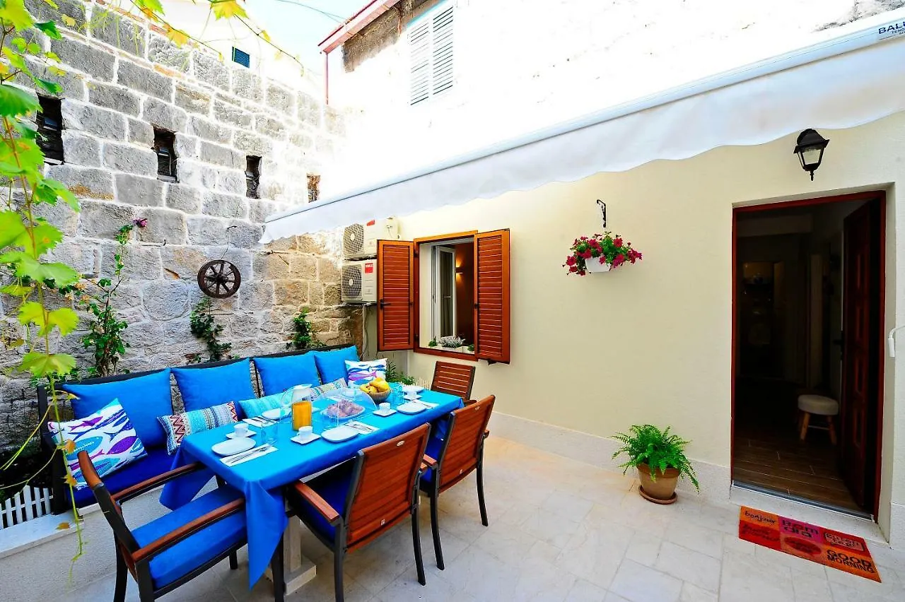 Luxury Apartment Dvor Split